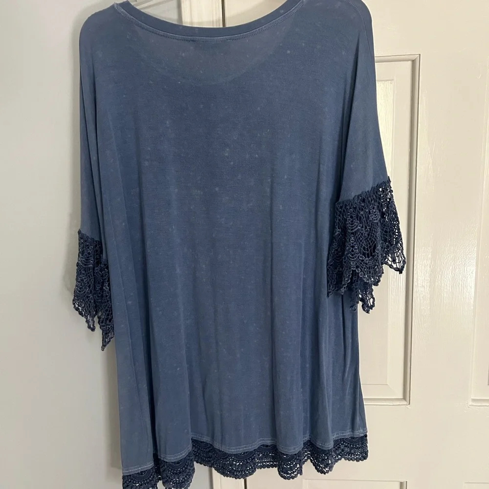 Blue tunic - Picture 3 of 4